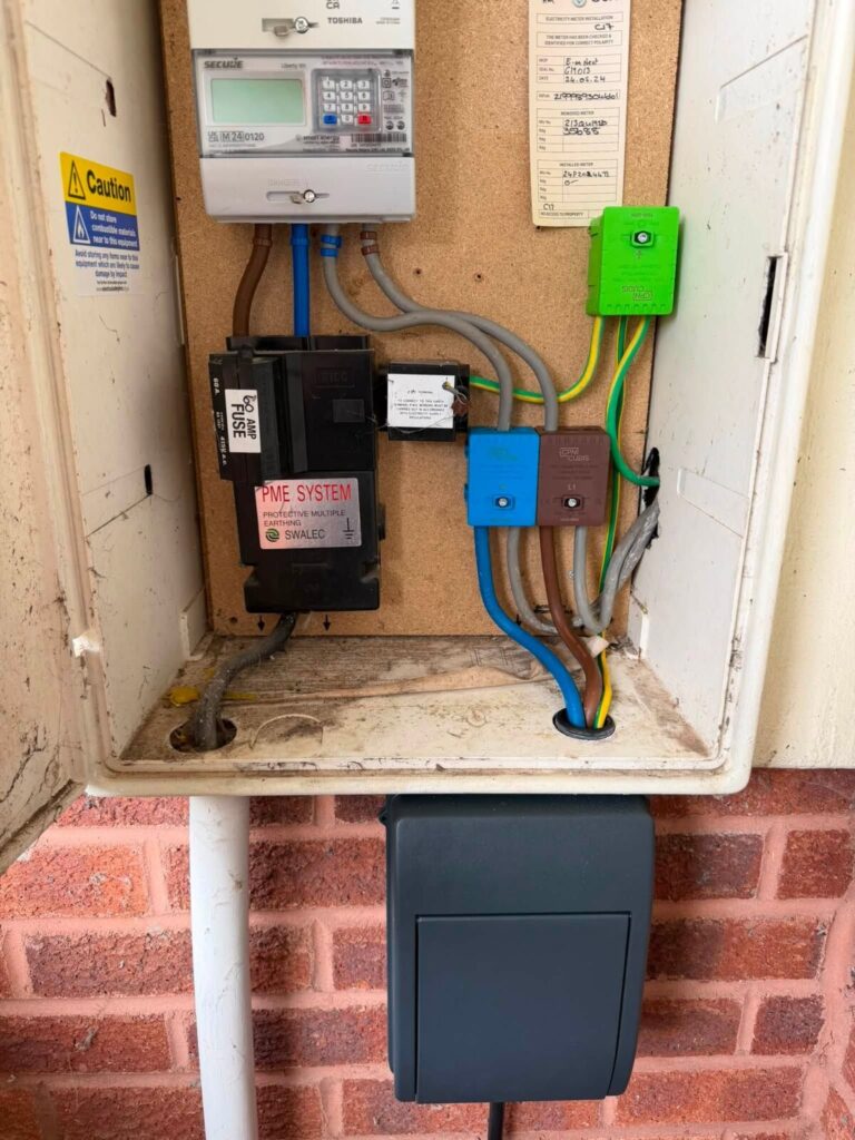 New Split Supply for the Air-Conditioning System and EV Charger