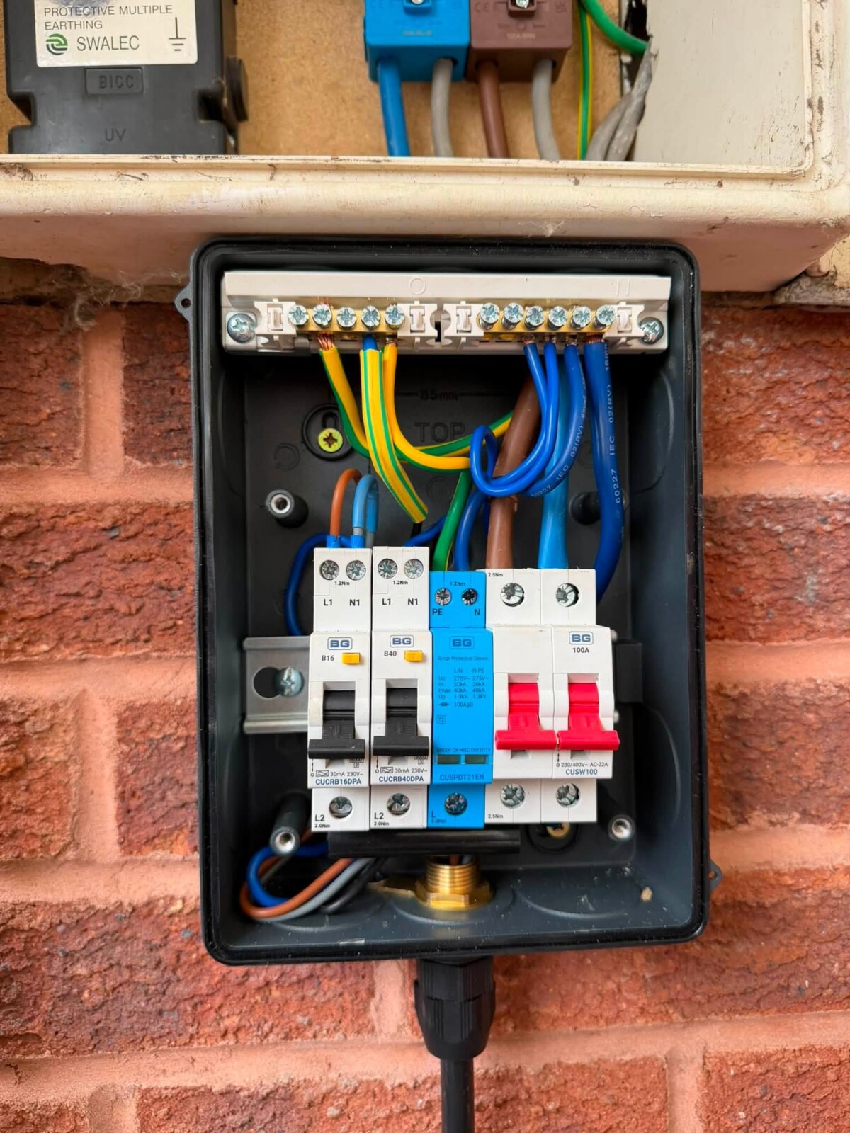 New Split Supply for the Air Conditioning System and EV Charger 2